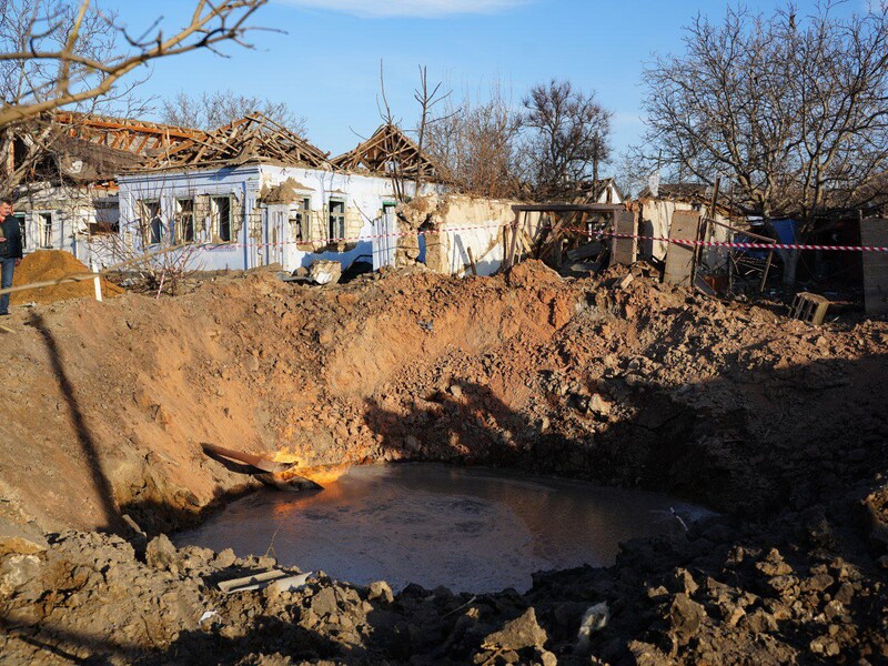 У Миколаєві пошкоджено два газопроводи, загинув працівник газових мереж. Кількість постраждалих зросла до шести