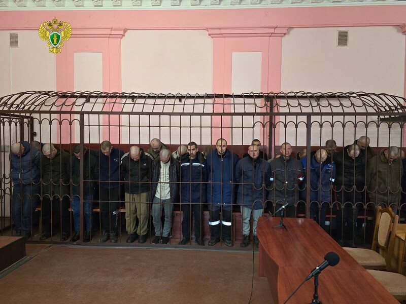 Боевики "ДНР" приговорили 33 украинских военных к срокам от 27 до 29 лет заключения. Лубинец обратился в ООН и Красный Крест