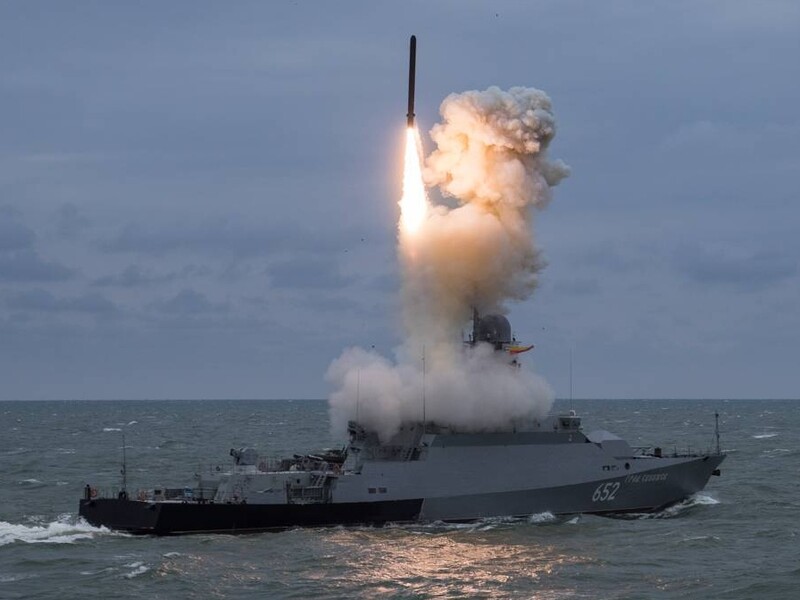 Силы обороны Украины предупредили, что уровень ракетной угрозы РФ из Черного моря "чрезвычайно высок"
