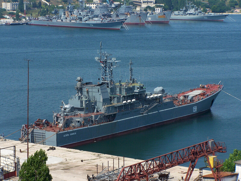 У Чорному морі уражено великий десантний корабель росіян "Цезарь Куников" – ЗМІ