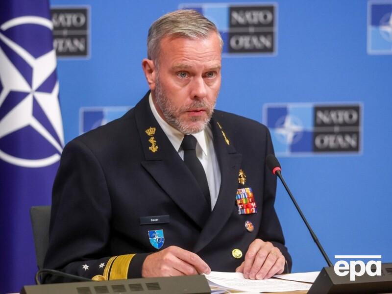 Адмірал НАТО не вважає "великою втратою" відступ сил оборони України з Авдіївки: Песимісти програють війни