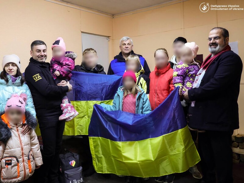 В Украину из РФ и с временно оккупированных территорий вернули еще 11 детей. Фото
