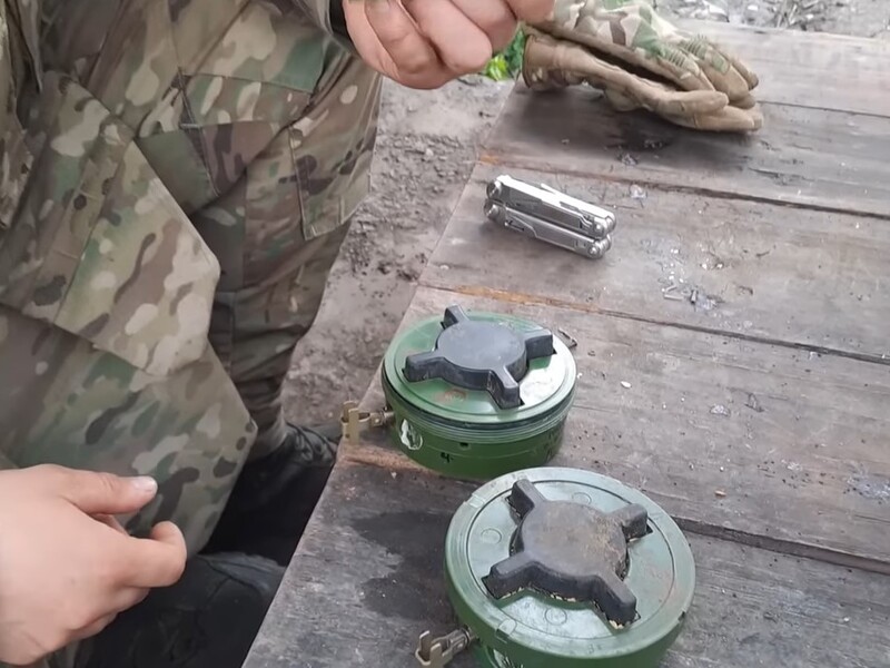 Россия систематически использует в Украине запрещенные типы противопехотных мин – расследование "Схем"