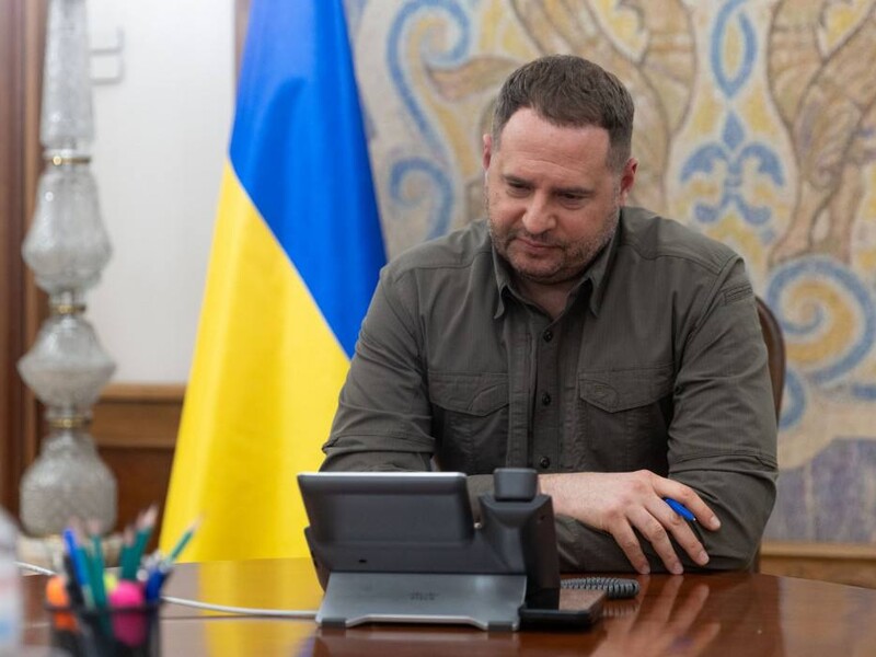 Єрмак і Салліван обговорили ситуацію на полі бою та відновлення допомоги США Україні