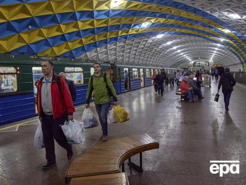 В Харькове запустили метро, свет подается по графику. В "Укрэнерго" говорят, что ситуация с электроснабжением может улучшиться через неделю
