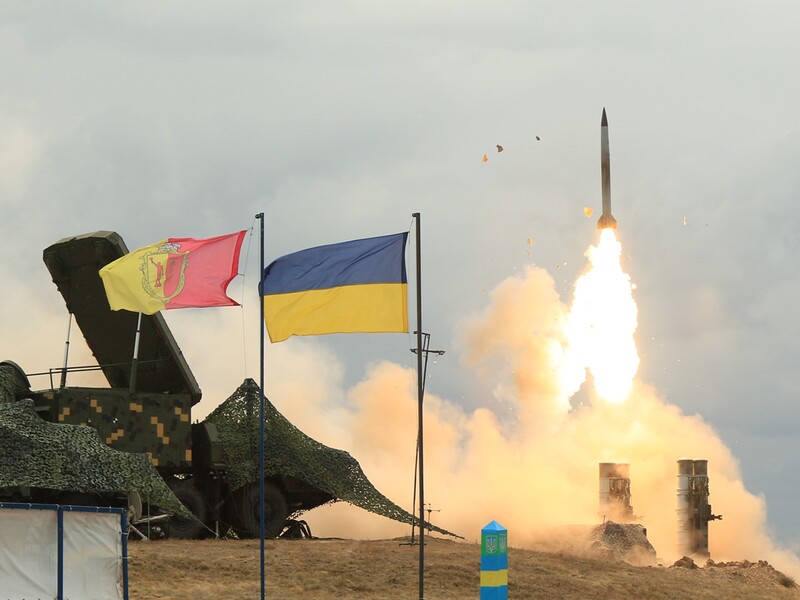 Над Киевом уничтожены две баллистические ракеты, тип устанавливается – Олещук