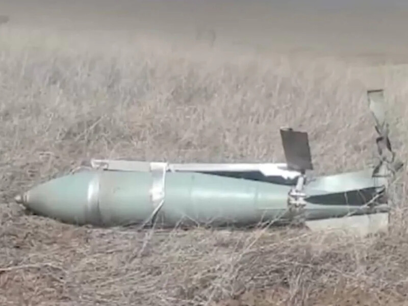 В Донецкой области пограничники сбили российскую кассетную бомбу с модулем полета. Видео