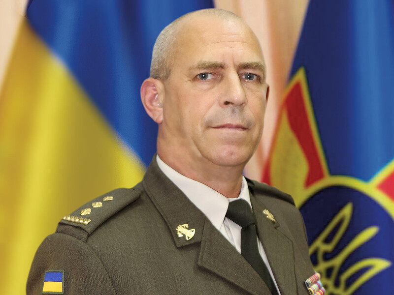 Зеленский вернул на должность командующего Силами поддержки ВСУ, уволенного два месяца назад 