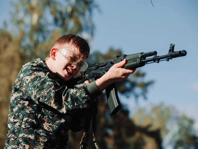 Підлітків із тимчасово окупованих територій скерують на військові навчання до РФ – Центр нацспротиву