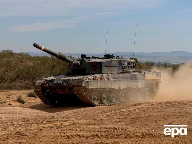 Испания передает Украине 10 танков Leopard 2A4